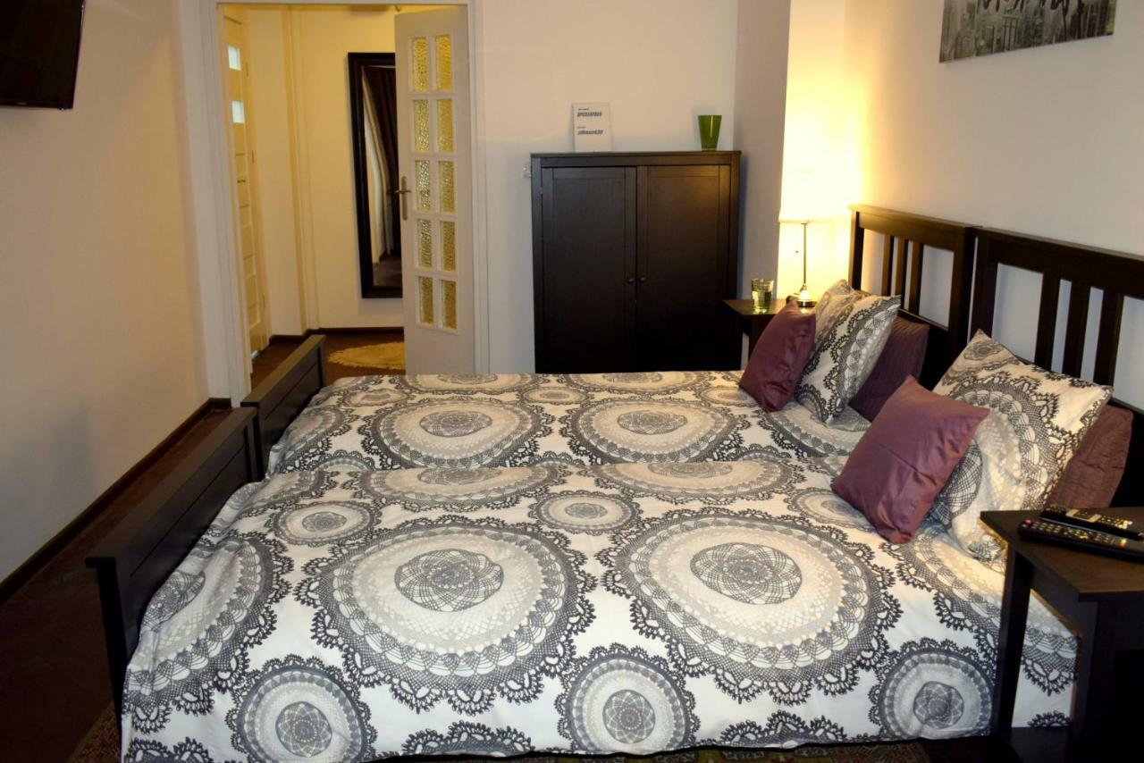 Fiesta Apartament Varsó Kültér fotó